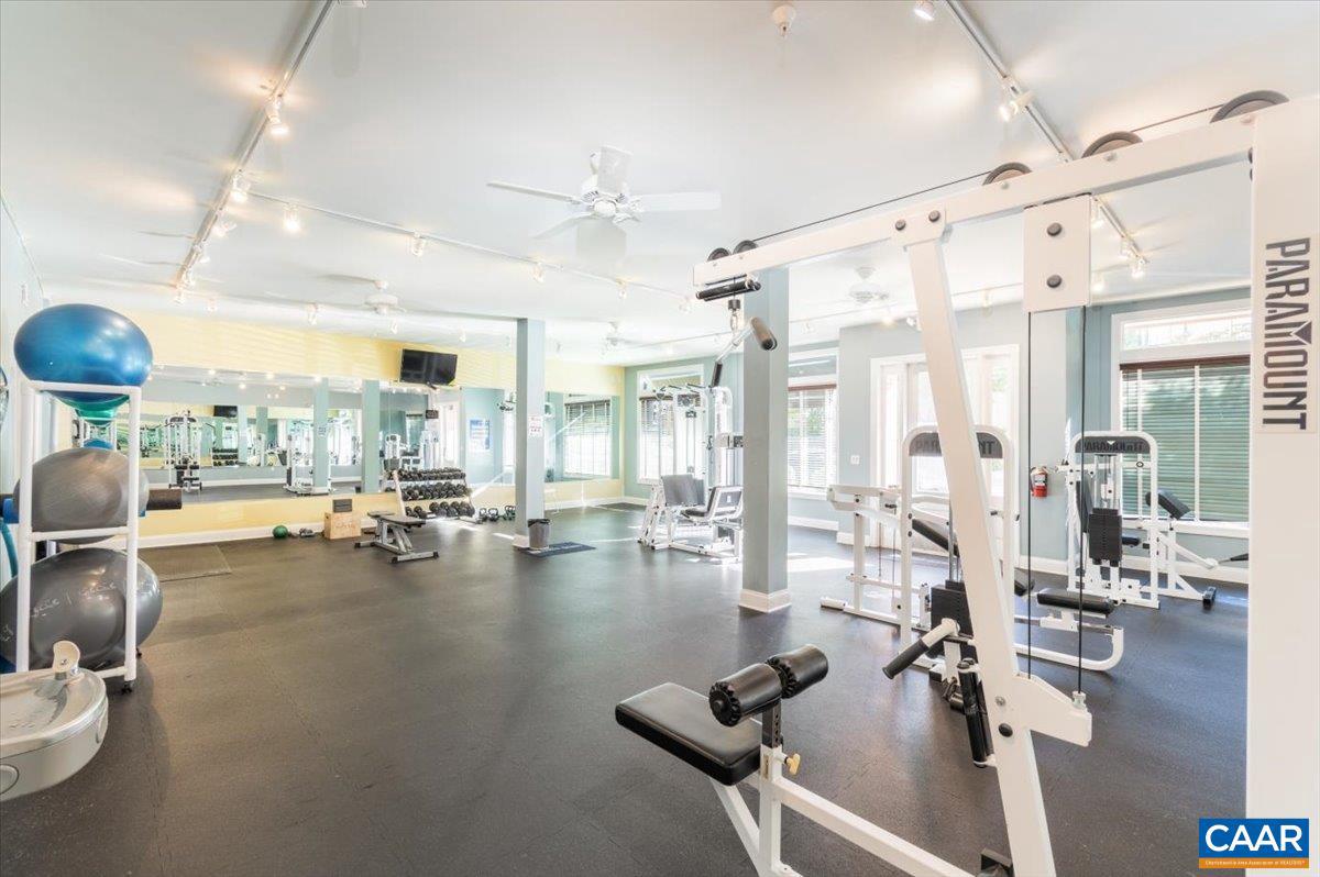 765 WALKER SQ #4A, CHARLOTTESVILLE, Virginia 22903, 2 Bedrooms Bedrooms, ,2 BathroomsBathrooms,Residential,For sale,765 WALKER SQ #4A,673913 MLS # 673913