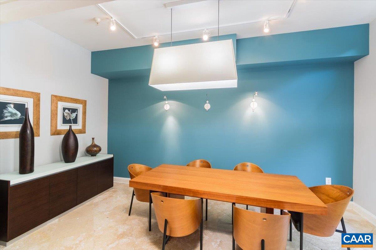 765 WALKER SQ #4A, CHARLOTTESVILLE, Virginia 22903, 2 Bedrooms Bedrooms, ,2 BathroomsBathrooms,Residential,For sale,765 WALKER SQ #4A,673913 MLS # 673913