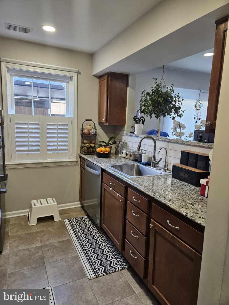 9790 HAGEL CIR, LORTON, Virginia 22079, 3 Bedrooms Bedrooms, ,2 BathroomsBathrooms,Residential,For sale,9790 HAGEL CIR,VAFX2293906 MLS # VAFX2293906