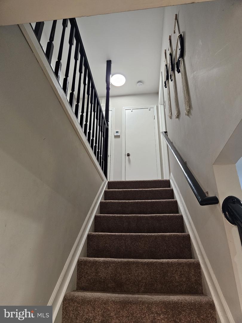 9790 HAGEL CIR, LORTON, Virginia 22079, 3 Bedrooms Bedrooms, ,2 BathroomsBathrooms,Residential,For sale,9790 HAGEL CIR,VAFX2293906 MLS # VAFX2293906