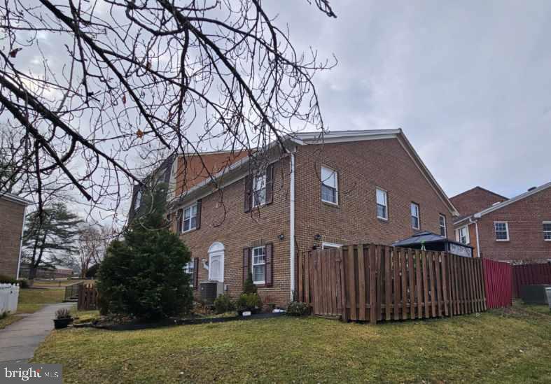 9790 HAGEL CIR, LORTON, Virginia 22079, 3 Bedrooms Bedrooms, ,2 BathroomsBathrooms,Residential,For sale,9790 HAGEL CIR,VAFX2293906 MLS # VAFX2293906