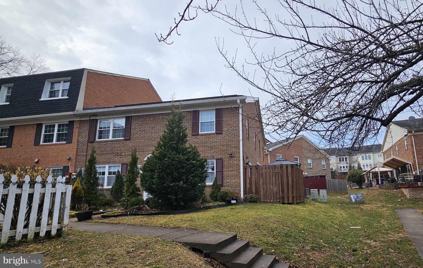 9790 HAGEL CIR, LORTON, Virginia 22079, 3 Bedrooms Bedrooms, ,2 BathroomsBathrooms,Residential,For sale,9790 HAGEL CIR,VAFX2293906 MLS # VAFX2293906