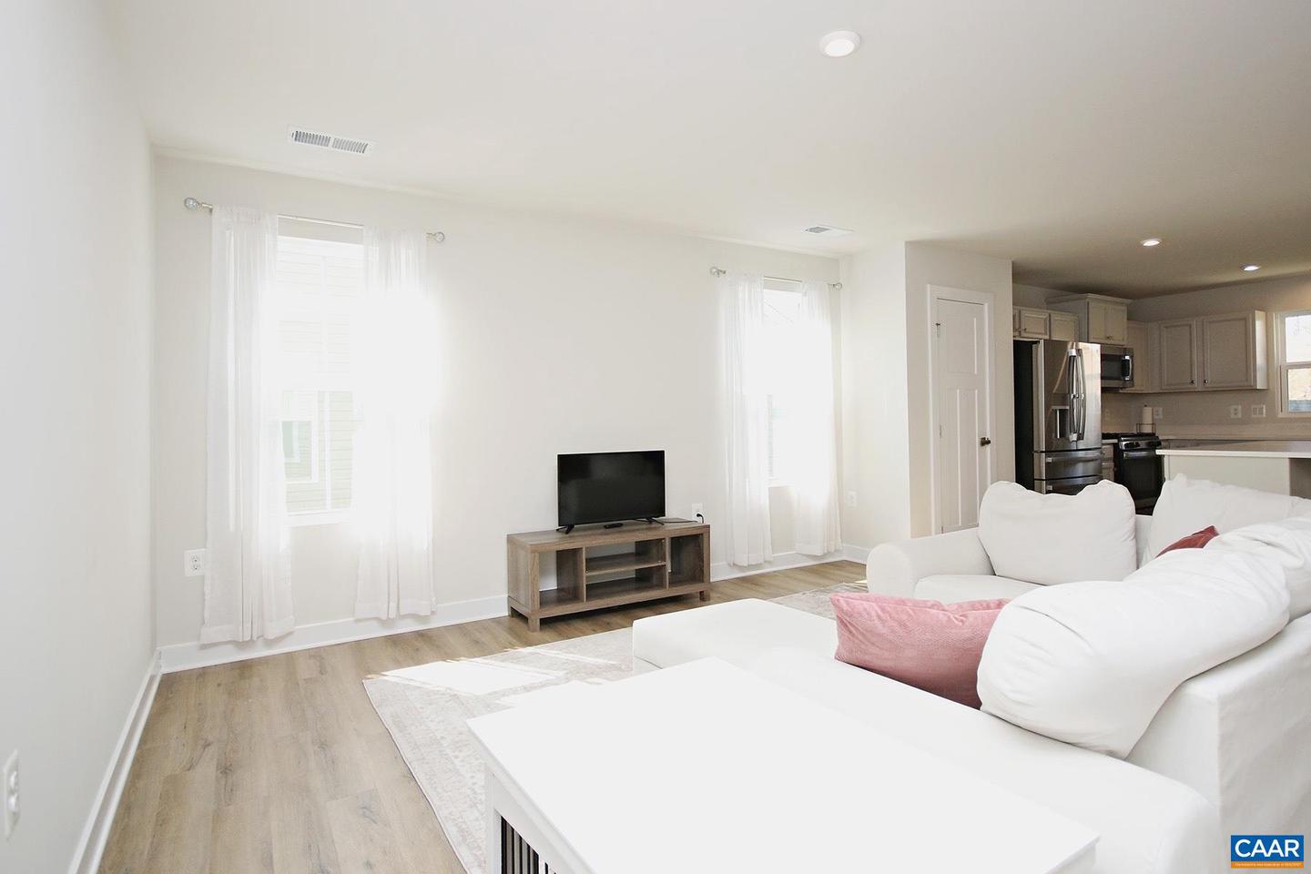 127 VIRGINIA AVE, PALMYRA, Virginia 22963, 3 Bedrooms Bedrooms, ,2 BathroomsBathrooms,Residential,For sale,127 VIRGINIA AVE,673916 MLS # 673916