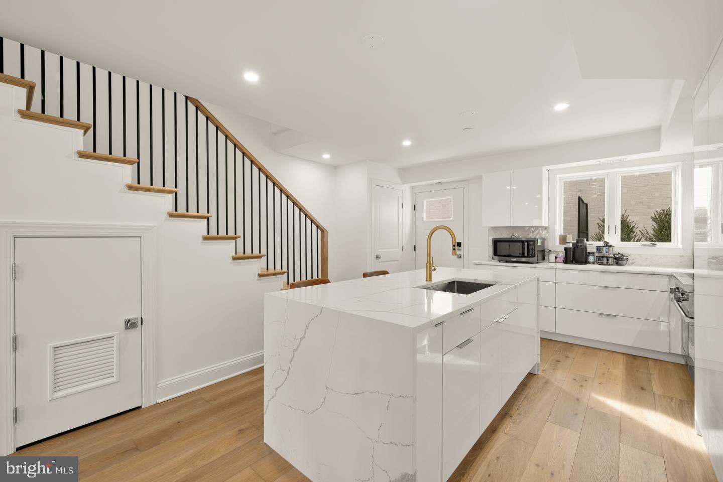 1202 POTOMAC ST NW #T6, WASHINGTON, District Of Columbia 20007, 3 Bedrooms Bedrooms, ,2 BathroomsBathrooms,Residential,For sale,1202 POTOMAC ST NW #T6,DCDC2248826 MLS # DCDC2248826