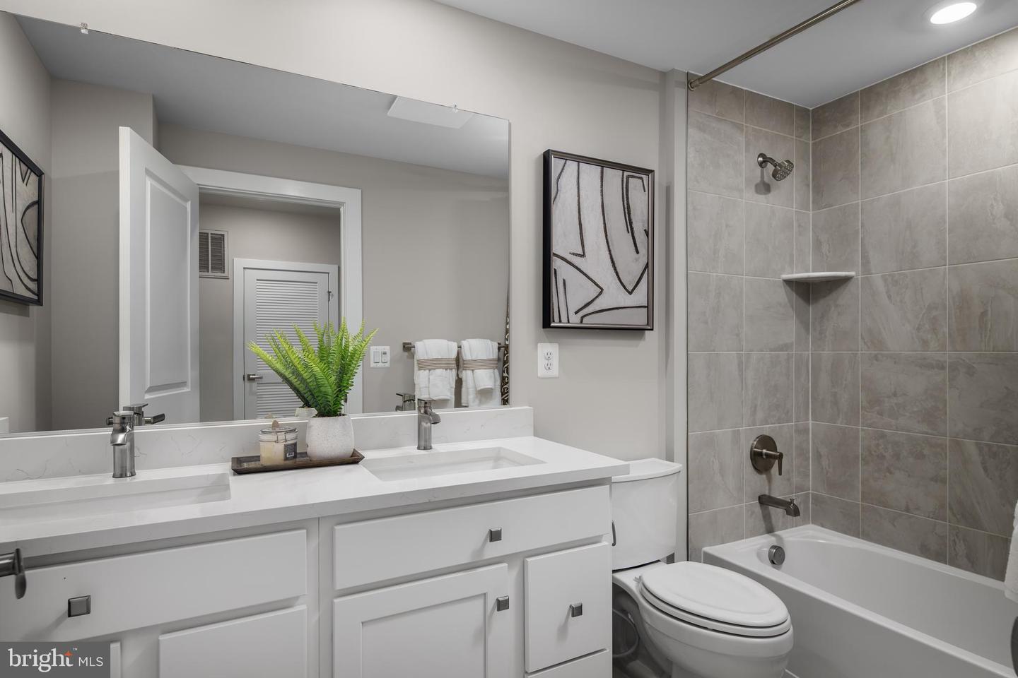 43854 CIRCUIT SQUARE #LOT 1065, ASHBURN, Virginia 20147, 3 Bedrooms Bedrooms, ,2 BathroomsBathrooms,Residential,For sale,43854 CIRCUIT SQUARE #LOT 1065,VALO2117326 MLS # VALO2117326