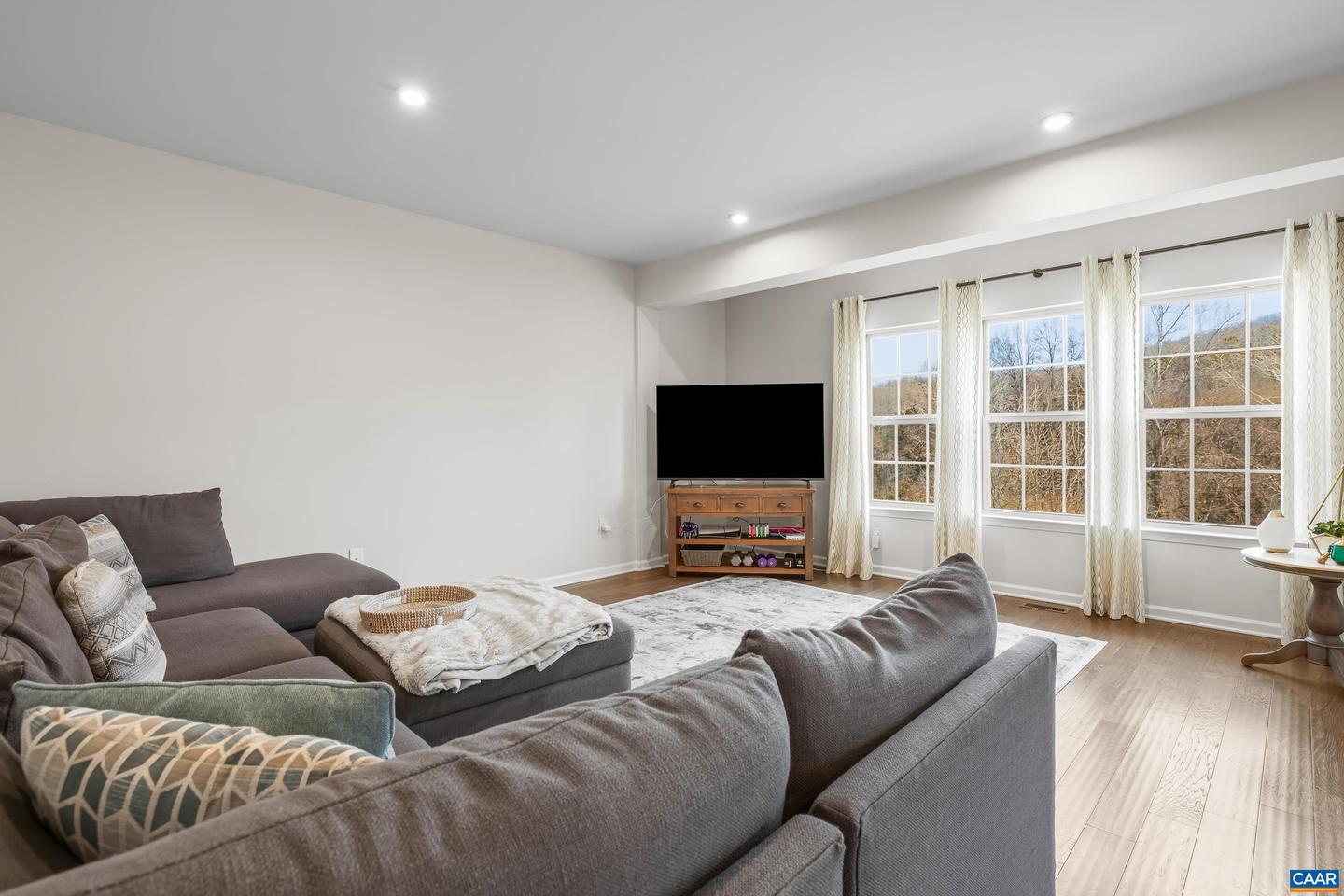 1431 DELPHI LN, CHARLOTTESVILLE, Virginia 22911, 4 Bedrooms Bedrooms, ,3 BathroomsBathrooms,Residential,For sale,1431 DELPHI LN,673928 MLS # 673928