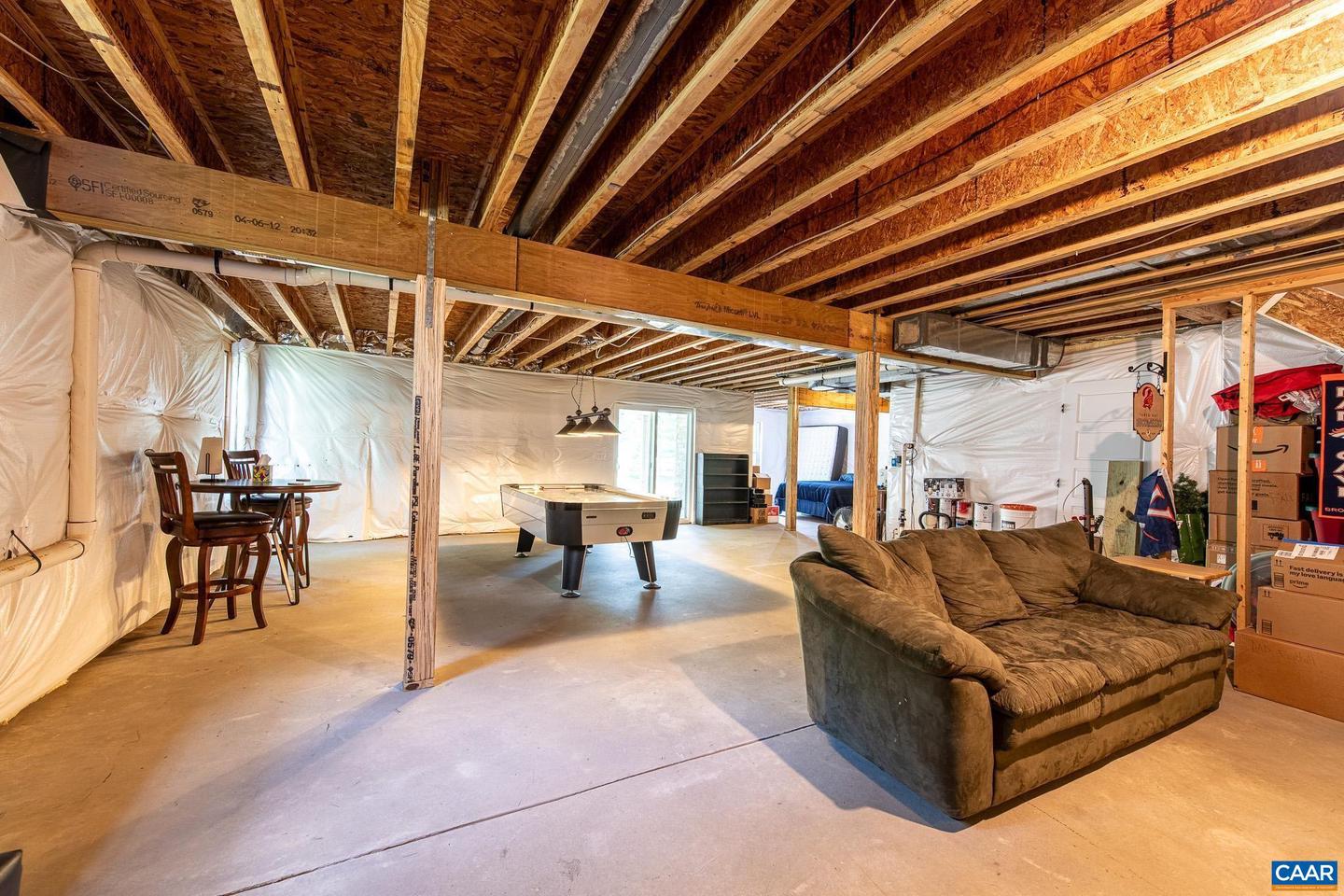 38 TIMBER RIDGE CT, ZION CROSSROADS, Virginia 22942, 4 Bedrooms Bedrooms, ,2 BathroomsBathrooms,Residential,For sale,38 TIMBER RIDGE CT,673934 MLS # 673934