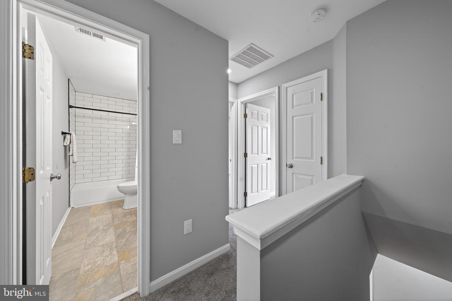 6934 VILLAGE STREAM PL, GAINESVILLE, Virginia 20155, 3 Bedrooms Bedrooms, ,1 BathroomBathrooms,Residential,For sale,6934 VILLAGE STREAM PL,VAPW2113716 MLS # VAPW2113716