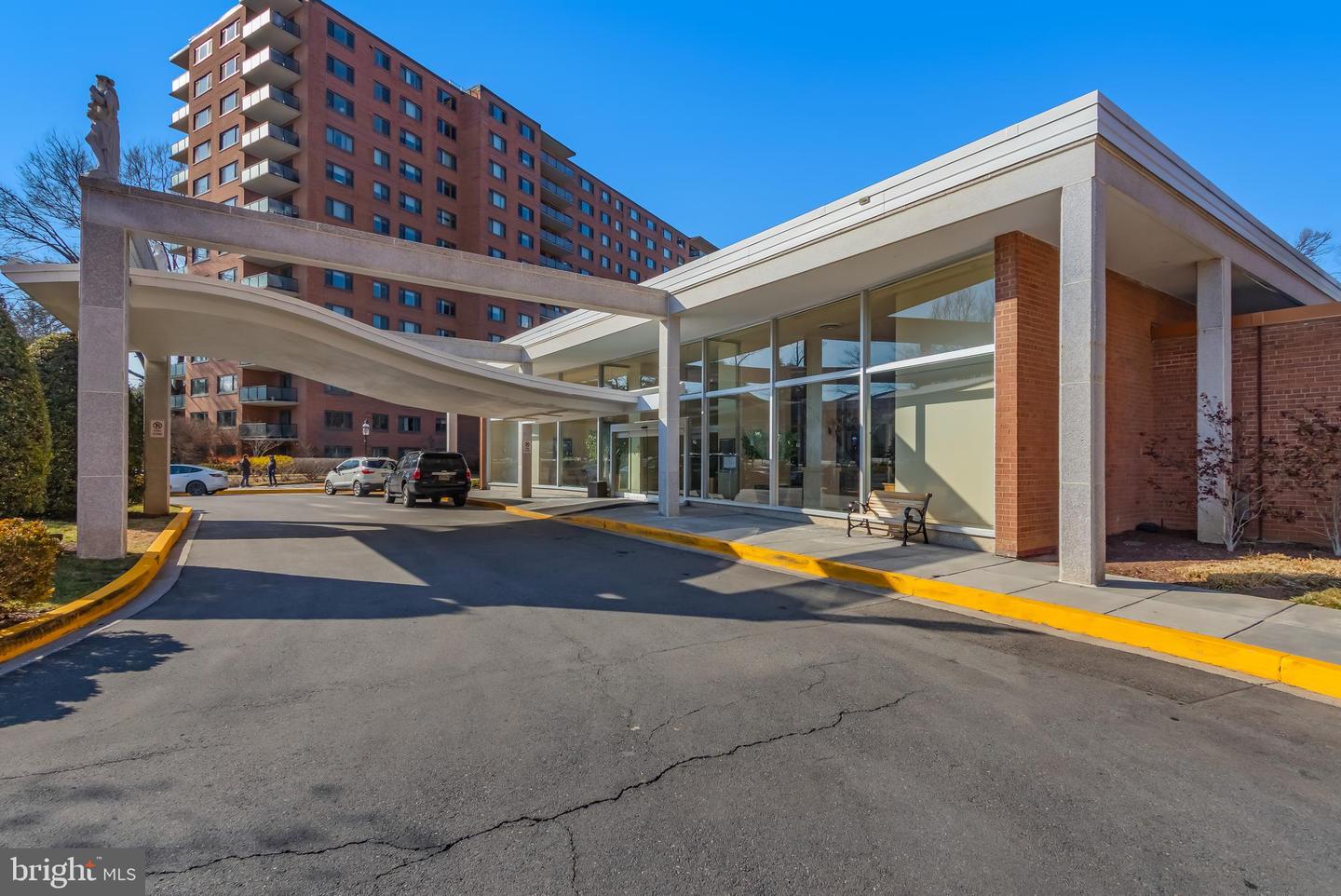 4201 CATHEDRAL AVE NW #118W, WASHINGTON, District Of Columbia 20016, 1 Bedroom Bedrooms, ,1 BathroomBathrooms,Residential,For sale,4201 CATHEDRAL AVE NW #118W,DCDC2248880 MLS # DCDC2248880