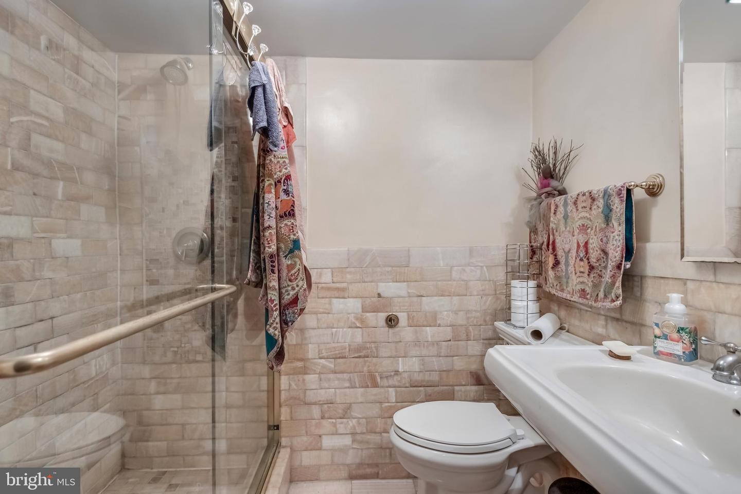4201 CATHEDRAL AVE NW #118W, WASHINGTON, District Of Columbia 20016, 1 Bedroom Bedrooms, ,1 BathroomBathrooms,Residential,For sale,4201 CATHEDRAL AVE NW #118W,DCDC2248880 MLS # DCDC2248880