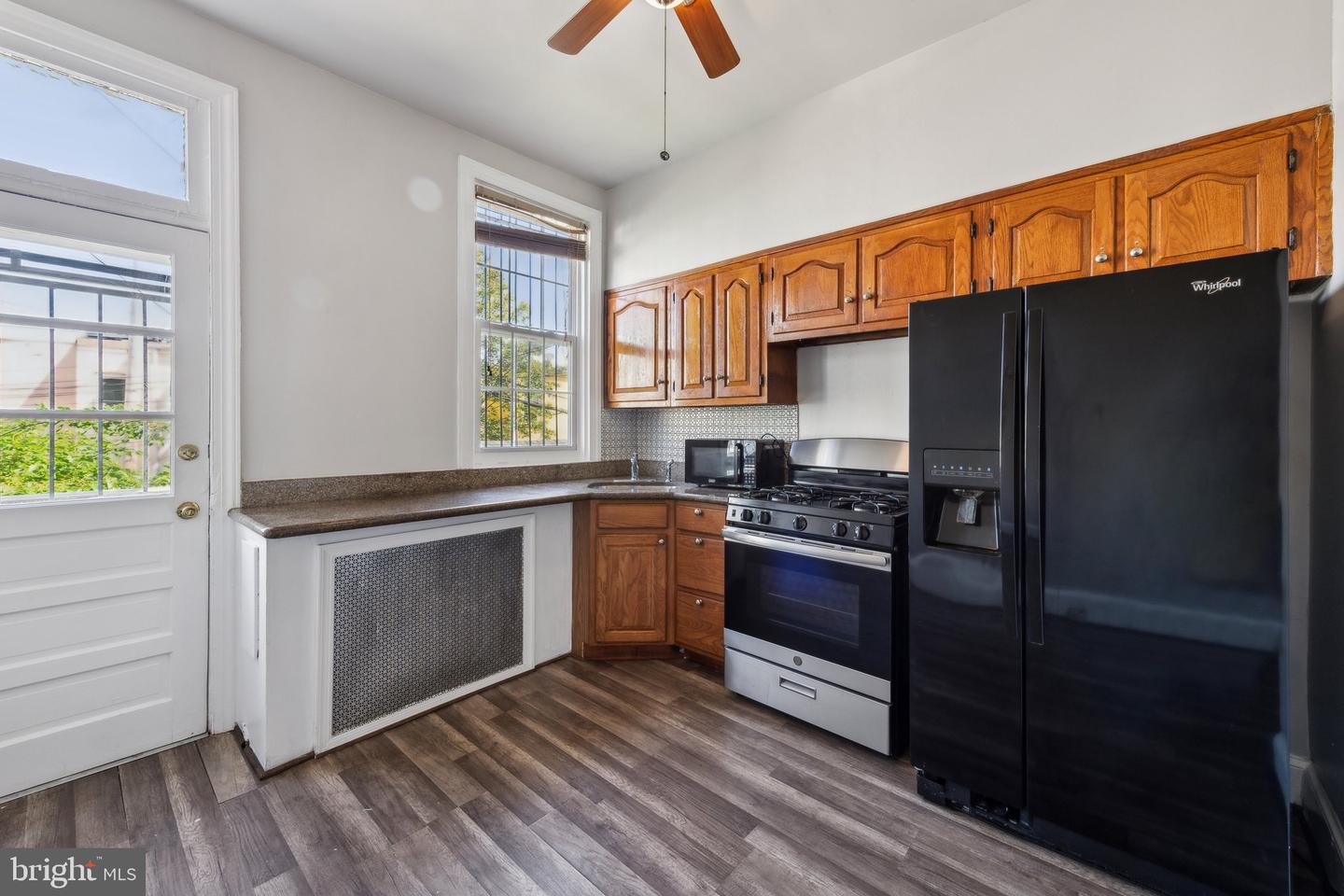 1306 E ST NE, WASHINGTON, District Of Columbia 20002, 3 Bedrooms Bedrooms, ,1 BathroomBathrooms,Residential,For sale,1306 E ST NE,DCDC2187824 MLS # DCDC2187824