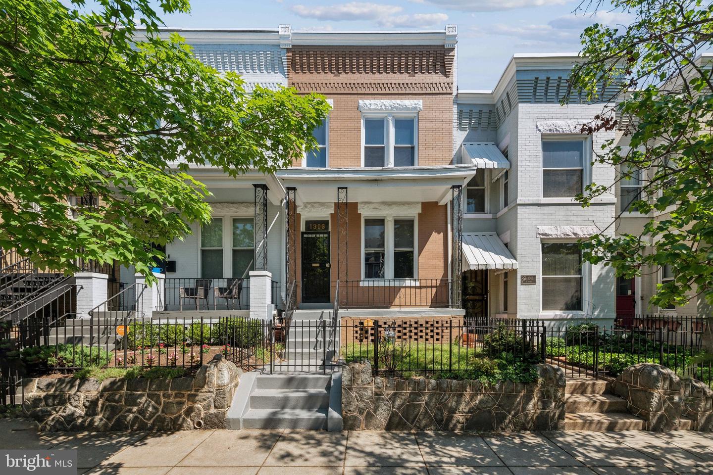 1306 E ST NE, WASHINGTON, District Of Columbia 20002, 3 Bedrooms Bedrooms, ,1 BathroomBathrooms,Residential,For sale,1306 E ST NE,DCDC2187824 MLS # DCDC2187824