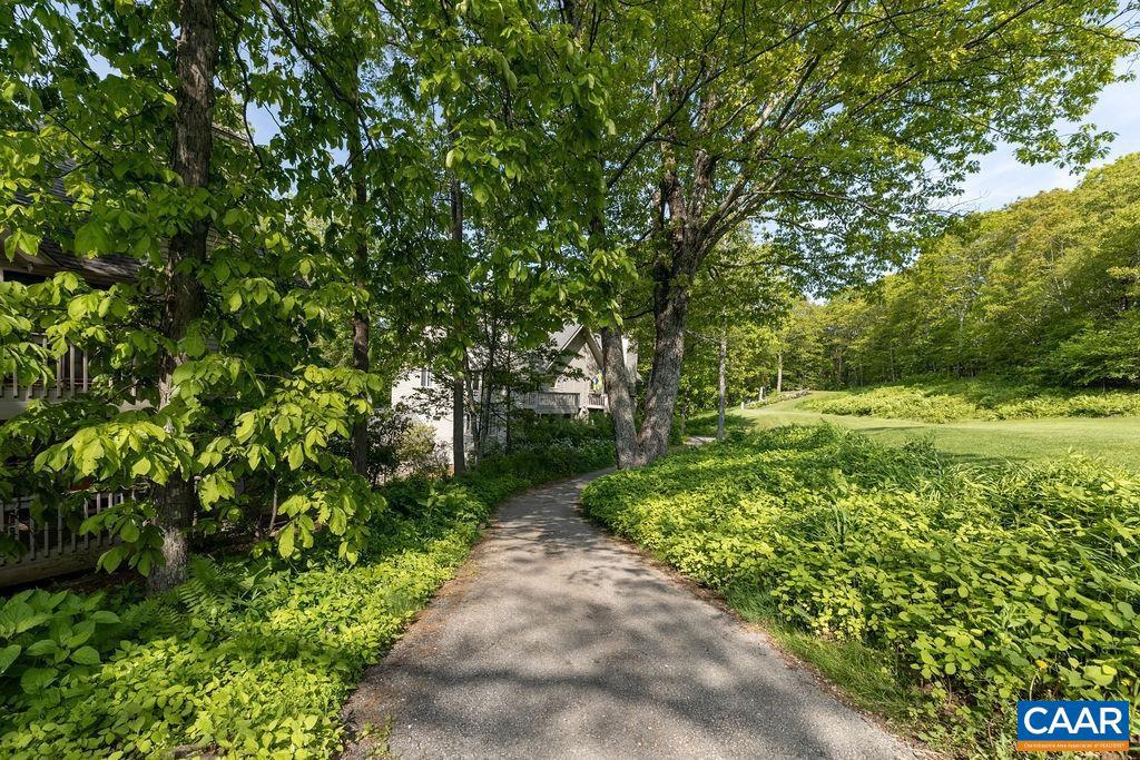 2209 TANNERS RIDGE CONDOS, WINTERGREEN RESORT, Virginia 22967, 2 Bedrooms Bedrooms, ,2 BathroomsBathrooms,Residential,For sale,2209 TANNERS RIDGE CONDOS,665434 MLS # 665434