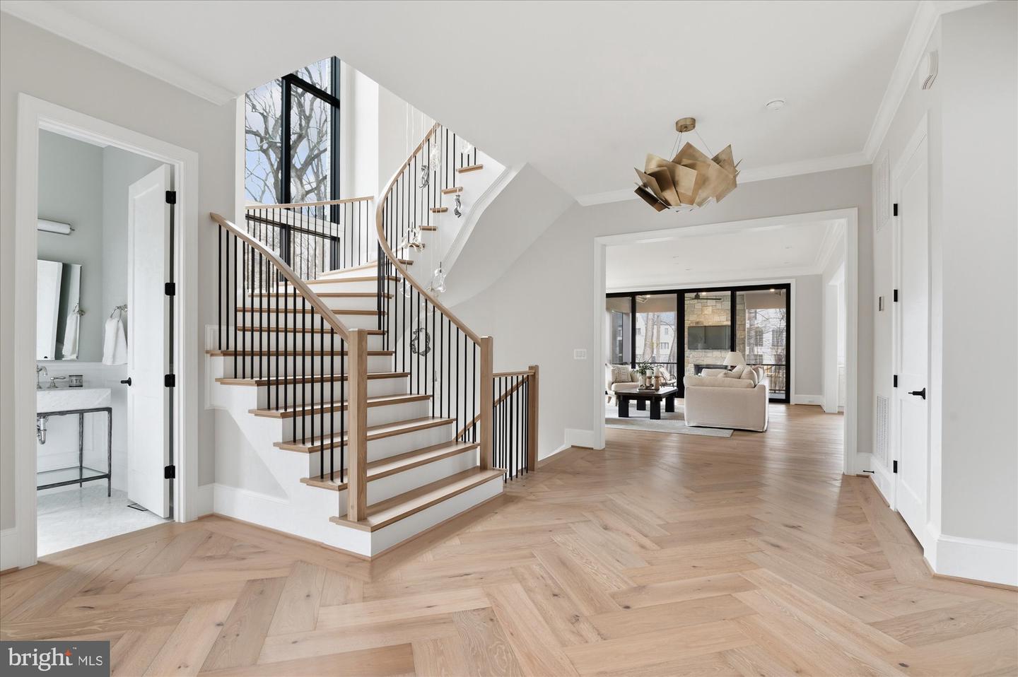 7008 ARBOR LN, MCLEAN, Virginia 22101, 5 Bedrooms Bedrooms, ,7 BathroomsBathrooms,Residential,For sale,7008 ARBOR LN,VAFX2246666 MLS # VAFX2246666