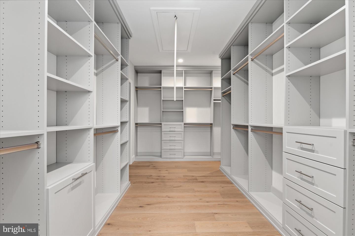 7008 ARBOR LN, MCLEAN, Virginia 22101, 5 Bedrooms Bedrooms, ,7 BathroomsBathrooms,Residential,For sale,7008 ARBOR LN,VAFX2246666 MLS # VAFX2246666