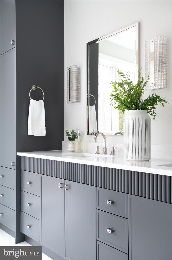 7008 ARBOR LN, MCLEAN, Virginia 22101, 5 Bedrooms Bedrooms, ,7 BathroomsBathrooms,Residential,For sale,7008 ARBOR LN,VAFX2246666 MLS # VAFX2246666