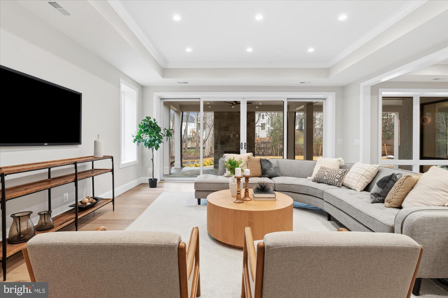 7008 ARBOR LN, MCLEAN, Virginia 22101, 5 Bedrooms Bedrooms, ,7 BathroomsBathrooms,Residential,For sale,7008 ARBOR LN,VAFX2246666 MLS # VAFX2246666