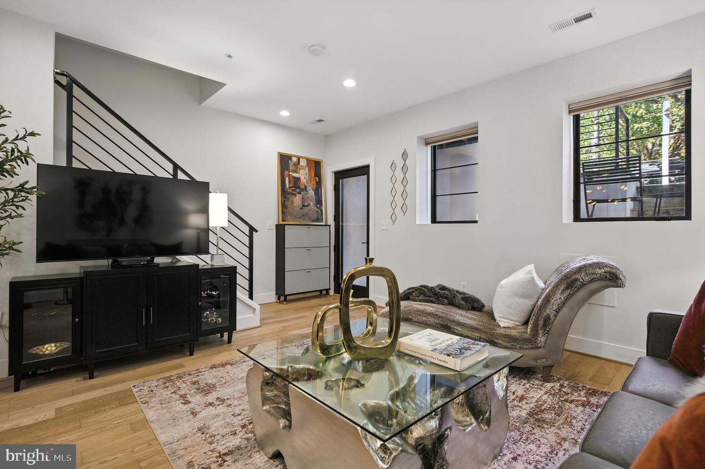 1364 NEWTON ST NW #1, WASHINGTON, District Of Columbia 20010, 3 Bedrooms Bedrooms, 9 Rooms Rooms,3 BathroomsBathrooms,Residential,For sale,1364 NEWTON ST NW #1,DCDC2209012 MLS # DCDC2209012