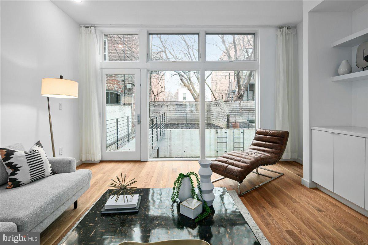 1541 6TH ST NW #1, WASHINGTON, District Of Columbia 20001, 2 Bedrooms Bedrooms, ,2 BathroomsBathrooms,Residential,For sale,1541 6TH ST NW #1,DCDC2232120 MLS # DCDC2232120