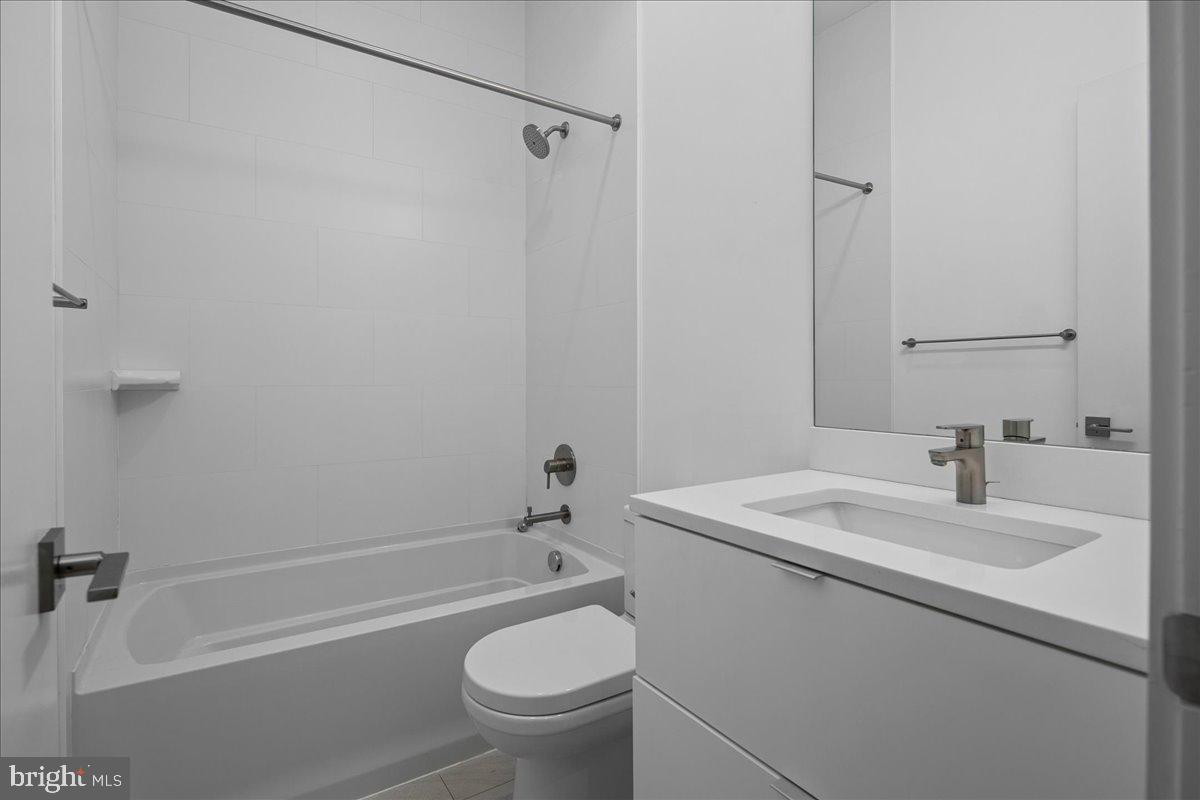 1541 6TH ST NW #1, WASHINGTON, District Of Columbia 20001, 2 Bedrooms Bedrooms, ,2 BathroomsBathrooms,Residential,For sale,1541 6TH ST NW #1,DCDC2232120 MLS # DCDC2232120