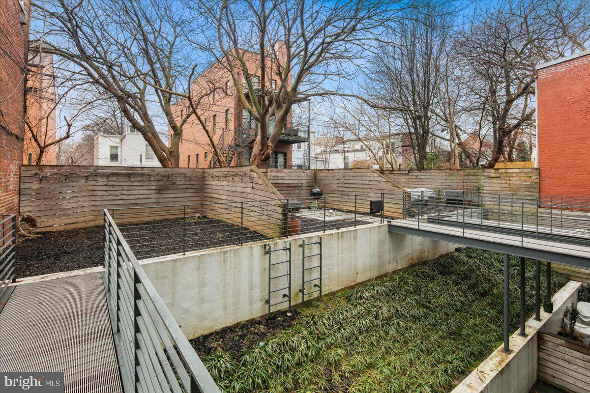 1541 6TH ST NW #1, WASHINGTON, District Of Columbia 20001, 2 Bedrooms Bedrooms, ,2 BathroomsBathrooms,Residential,For sale,1541 6TH ST NW #1,DCDC2232120 MLS # DCDC2232120