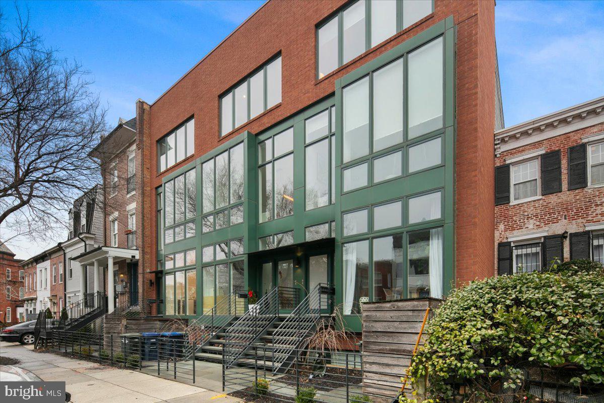 1541 6TH ST NW #1, WASHINGTON, District Of Columbia 20001, 2 Bedrooms Bedrooms, ,2 BathroomsBathrooms,Residential,For sale,1541 6TH ST NW #1,DCDC2232120 MLS # DCDC2232120