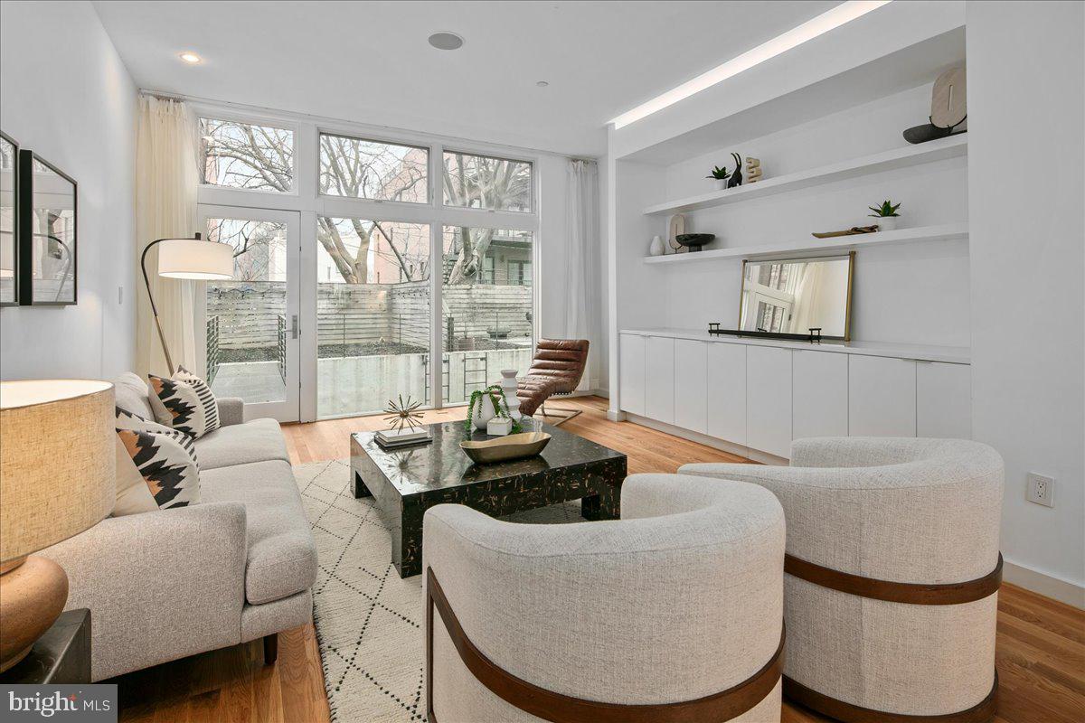 1541 6TH ST NW #1, WASHINGTON, District Of Columbia 20001, 2 Bedrooms Bedrooms, ,2 BathroomsBathrooms,Residential,For sale,1541 6TH ST NW #1,DCDC2232120 MLS # DCDC2232120