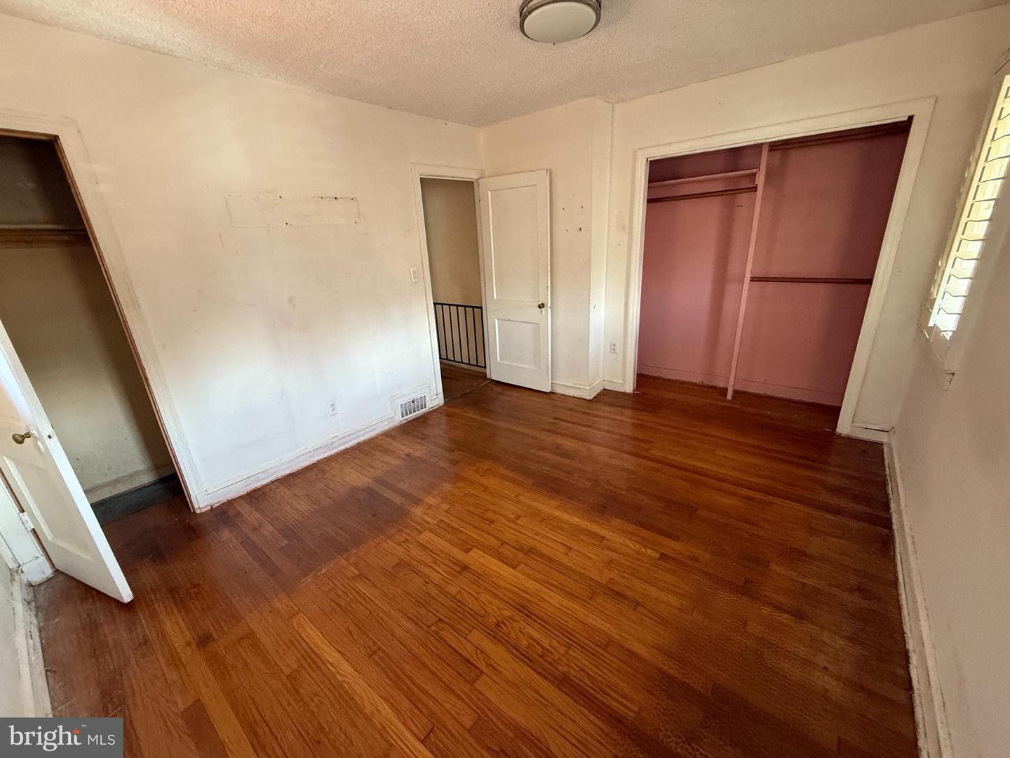 3048 M ST SE, WASHINGTON, District Of Columbia 20019, 2 Bedrooms Bedrooms, 3 Rooms Rooms,1 BathroomBathrooms,Residential,For sale,3048 M ST SE,DCDC2233556 MLS # DCDC2233556