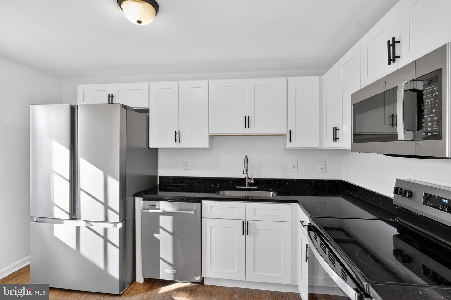 1973 PARTREE CT, WOODBRIDGE, Virginia 22191, 3 Bedrooms Bedrooms, ,2 BathroomsBathrooms,Residential,For sale,1973 PARTREE CT,VAPW2108704 MLS # VAPW2108704