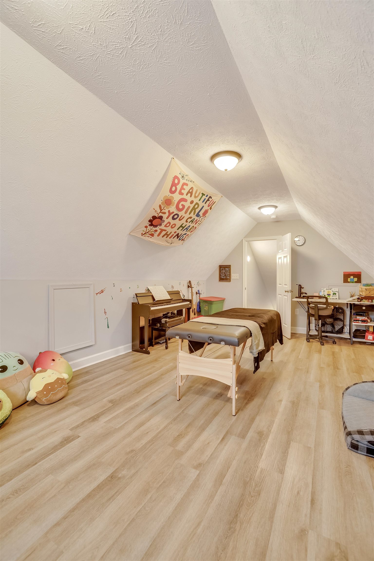 1900 W SAW MILL CT, MCGAHEYSVILLE, Virginia 22840, 3 Bedrooms Bedrooms, ,2 BathroomsBathrooms,Residential,1900 W SAW MILL CT,673402 MLS # 673402