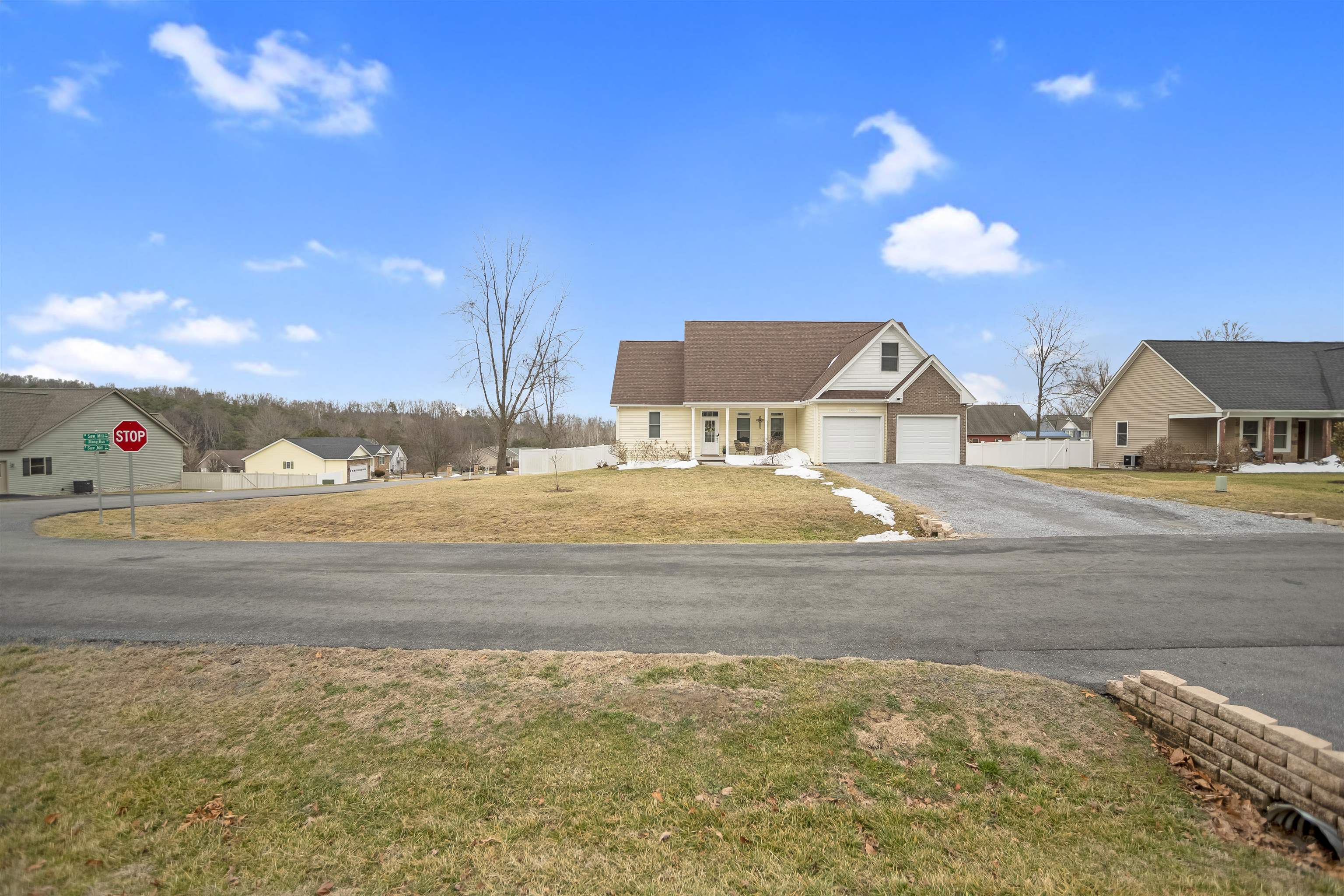 1900 W SAW MILL CT, MCGAHEYSVILLE, Virginia 22840, 3 Bedrooms Bedrooms, ,2 BathroomsBathrooms,Residential,1900 W SAW MILL CT,673402 MLS # 673402