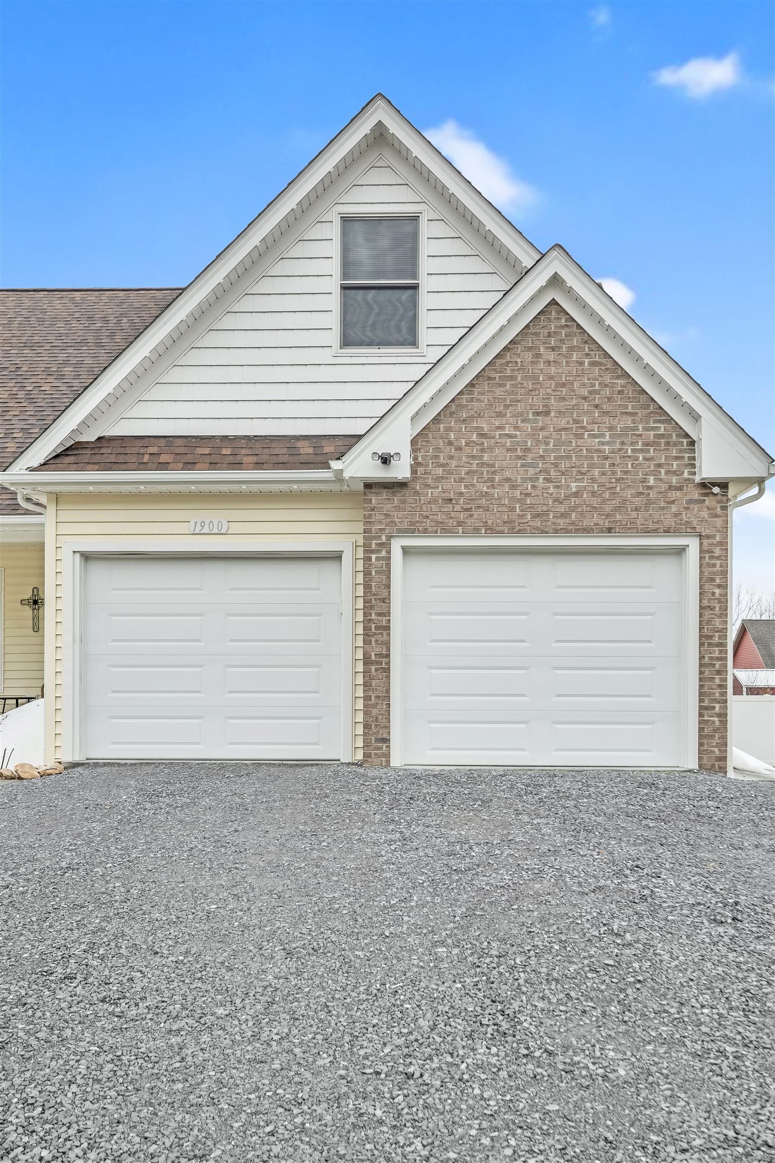 1900 W SAW MILL CT, MCGAHEYSVILLE, Virginia 22840, 3 Bedrooms Bedrooms, ,2 BathroomsBathrooms,Residential,1900 W SAW MILL CT,673402 MLS # 673402