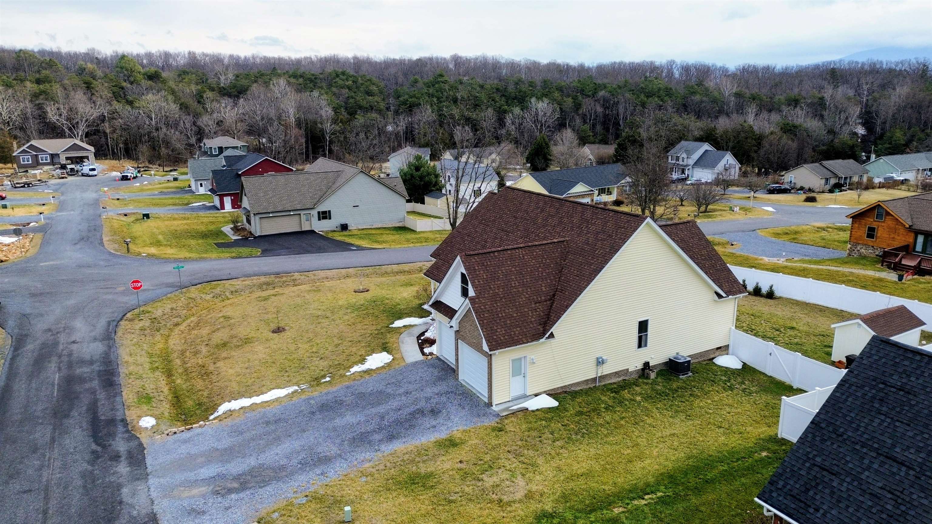 1900 W SAW MILL CT, MCGAHEYSVILLE, Virginia 22840, 3 Bedrooms Bedrooms, ,2 BathroomsBathrooms,Residential,1900 W SAW MILL CT,673402 MLS # 673402