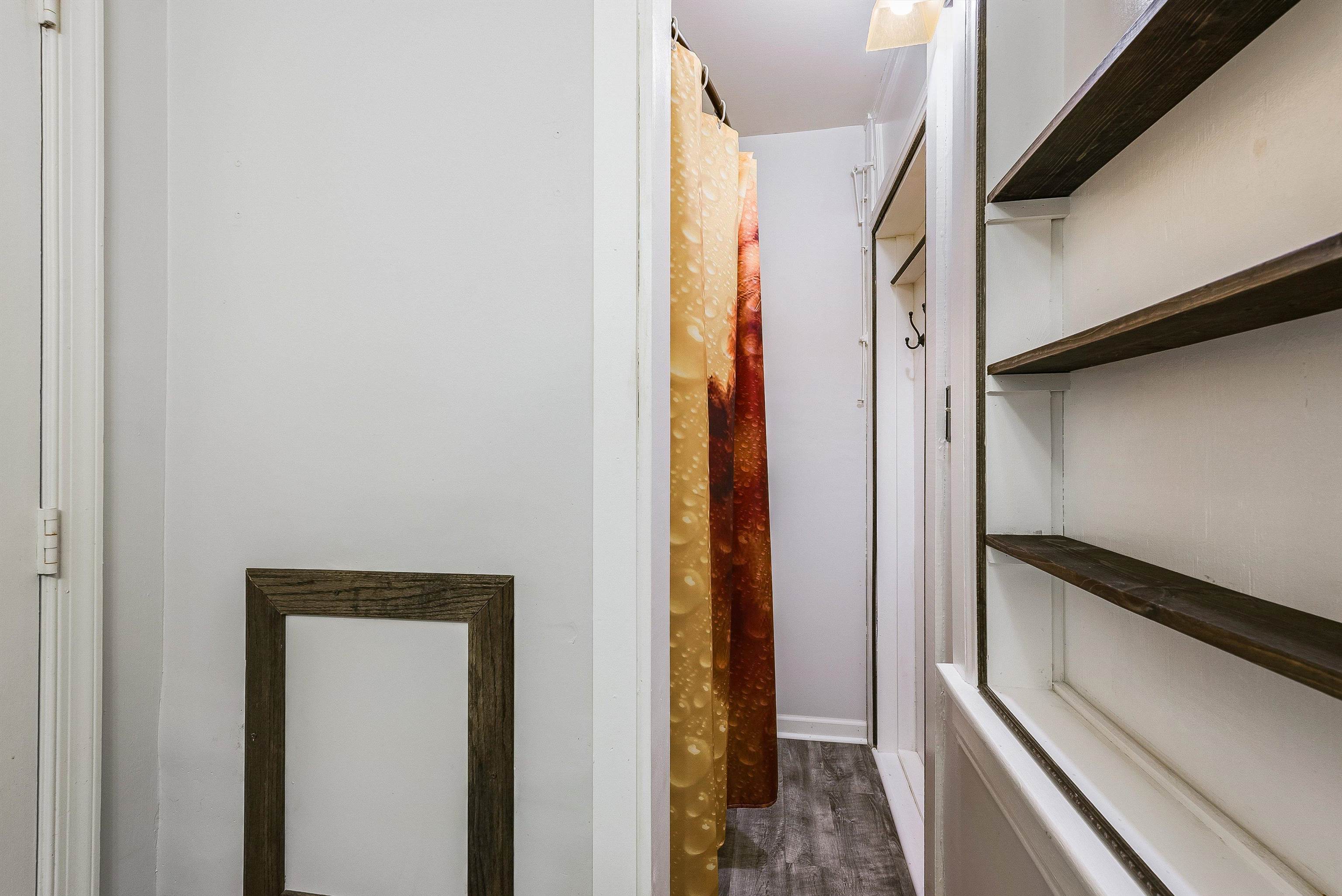 11614 DAPHNA RD, BROADWAY, Virginia 22815, 5 Bedrooms Bedrooms, ,3 BathroomsBathrooms,Residential,11614 DAPHNA RD,673672 MLS # 673672