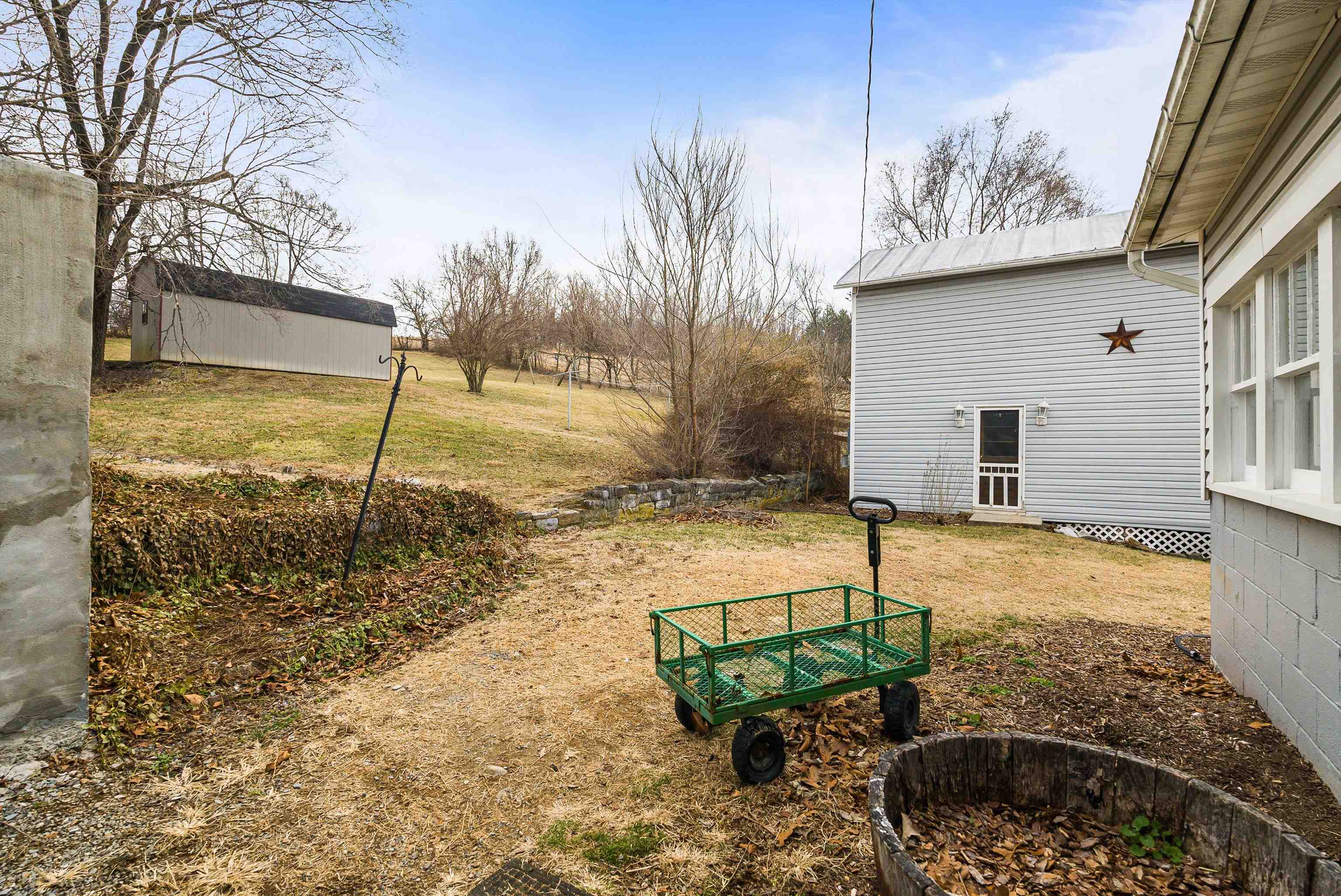 11614 DAPHNA RD, BROADWAY, Virginia 22815, 5 Bedrooms Bedrooms, ,3 BathroomsBathrooms,Residential,11614 DAPHNA RD,673672 MLS # 673672