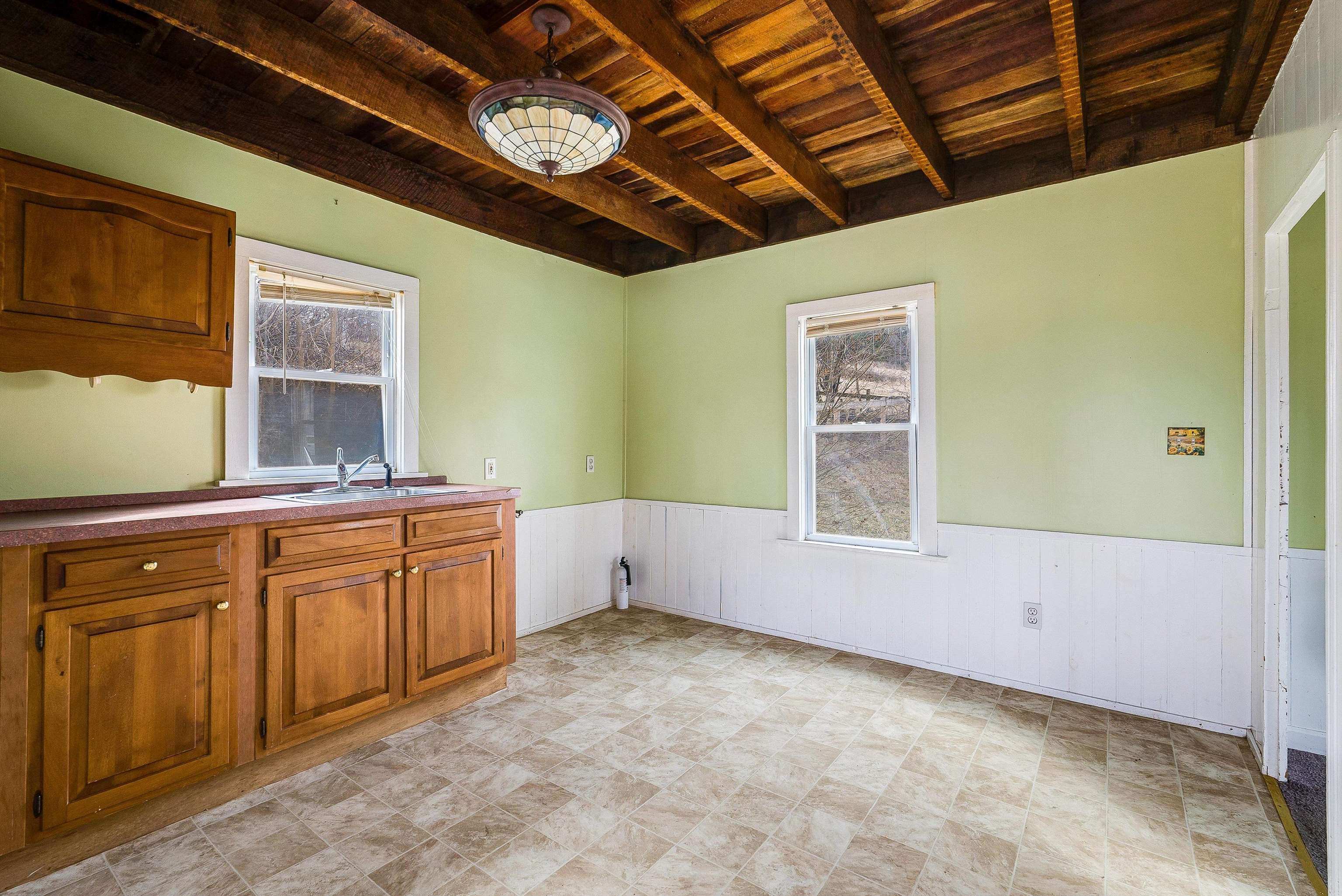 11614 DAPHNA RD, BROADWAY, Virginia 22815, 5 Bedrooms Bedrooms, ,3 BathroomsBathrooms,Residential,11614 DAPHNA RD,673672 MLS # 673672