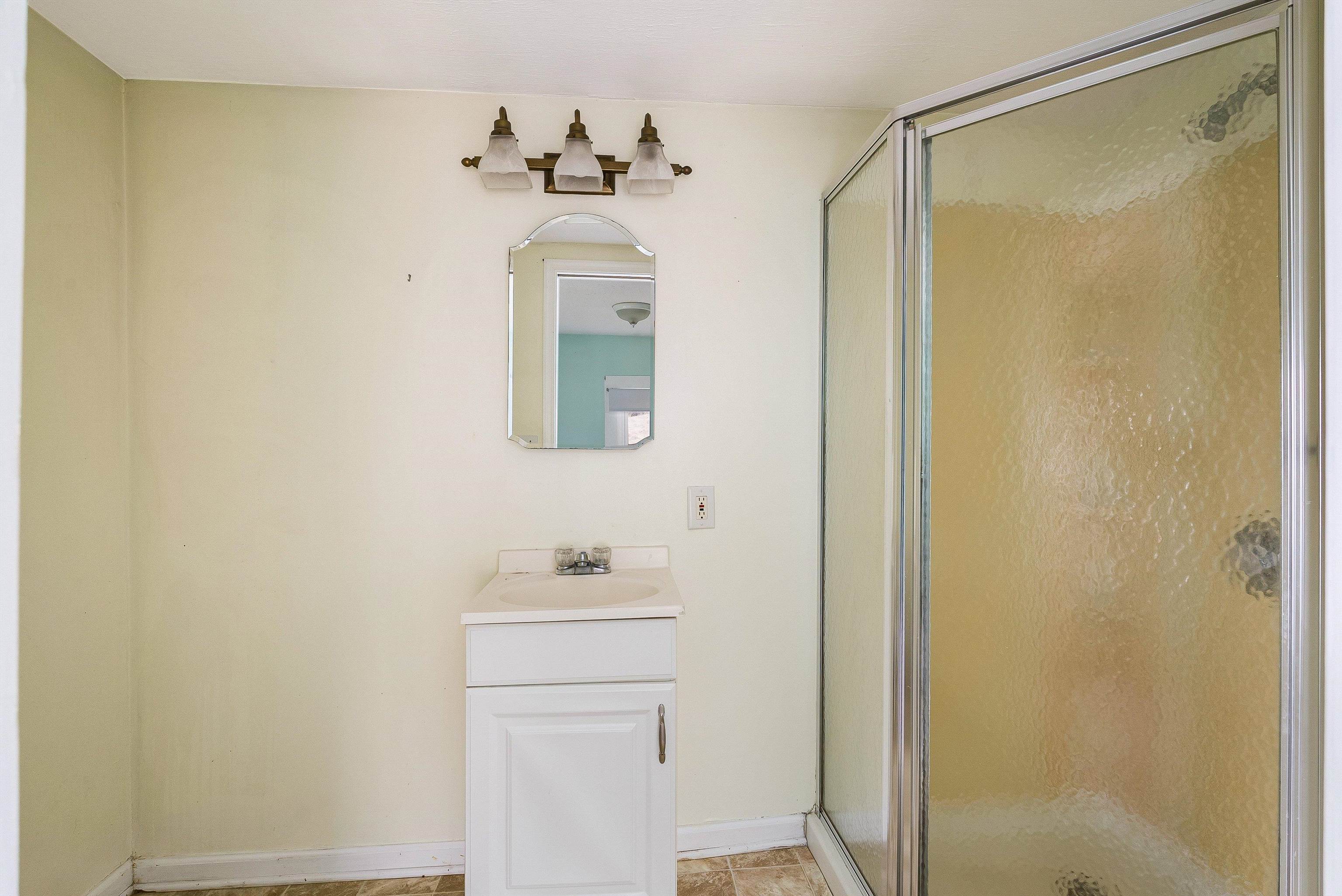 11614 DAPHNA RD, BROADWAY, Virginia 22815, 5 Bedrooms Bedrooms, ,3 BathroomsBathrooms,Residential,11614 DAPHNA RD,673672 MLS # 673672