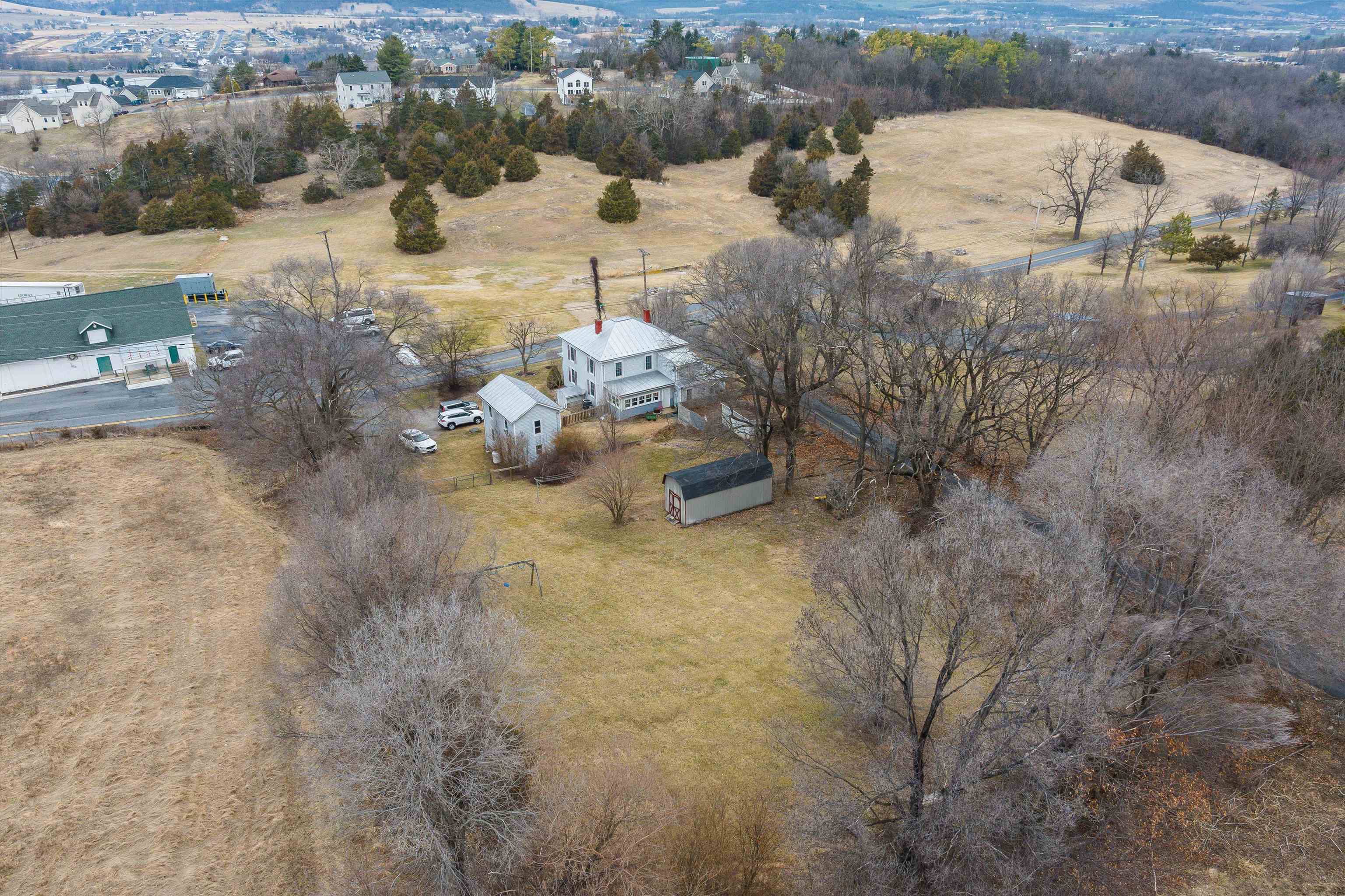 11614 DAPHNA RD, BROADWAY, Virginia 22815, 5 Bedrooms Bedrooms, ,3 BathroomsBathrooms,Residential,11614 DAPHNA RD,673672 MLS # 673672