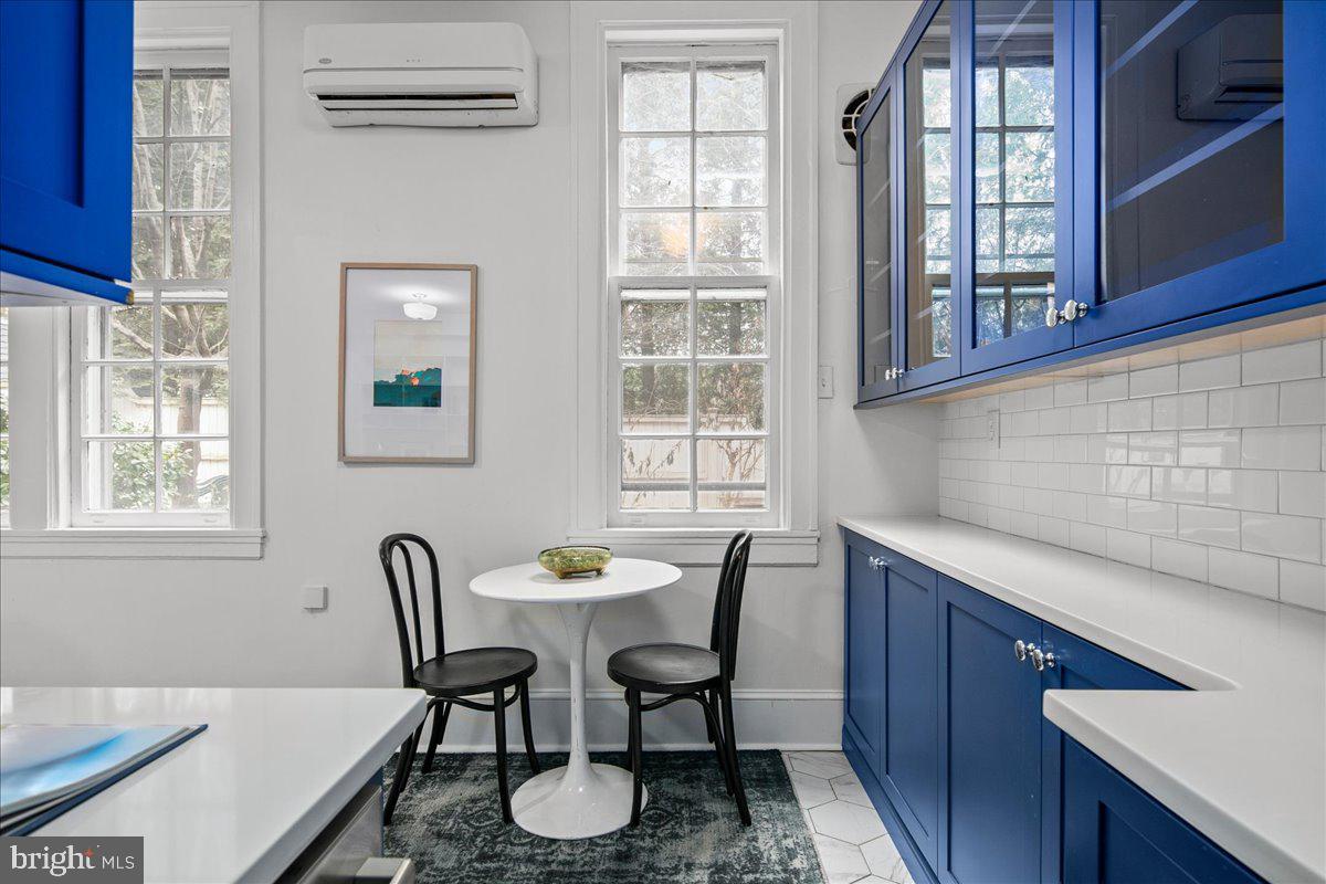 3039 MACOMB ST NW #18, WASHINGTON, District Of Columbia 20008, 2 Bedrooms Bedrooms, ,1 BathroomBathrooms,Residential,For sale,3039 MACOMB ST NW #18,DCDC2235616 MLS # DCDC2235616