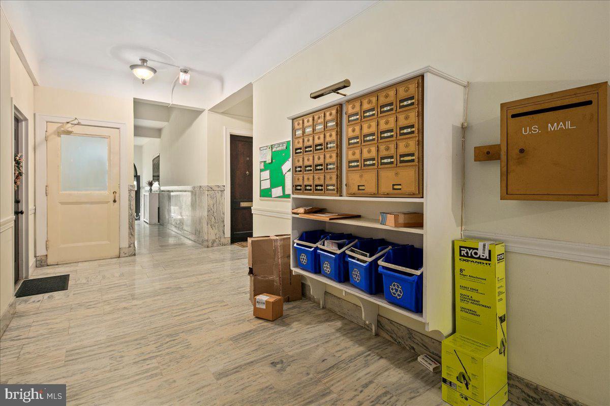 3039 MACOMB ST NW #18, WASHINGTON, District Of Columbia 20008, 2 Bedrooms Bedrooms, ,1 BathroomBathrooms,Residential,For sale,3039 MACOMB ST NW #18,DCDC2235616 MLS # DCDC2235616