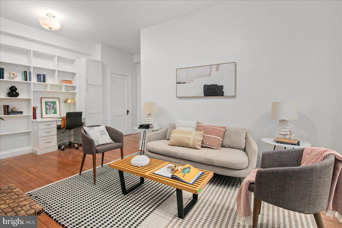 3039 MACOMB ST NW #18, WASHINGTON, District Of Columbia 20008, 2 Bedrooms Bedrooms, ,1 BathroomBathrooms,Residential,For sale,3039 MACOMB ST NW #18,DCDC2235616 MLS # DCDC2235616