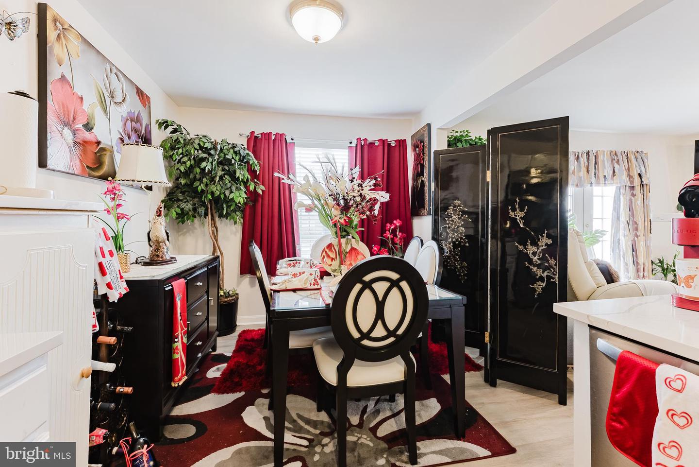 7985 COACHCREST CT, MANASSAS, Virginia 20109, 3 Bedrooms Bedrooms, ,2 BathroomsBathrooms,Residential,For sale,7985 COACHCREST CT,VAPW2109476 MLS # VAPW2109476