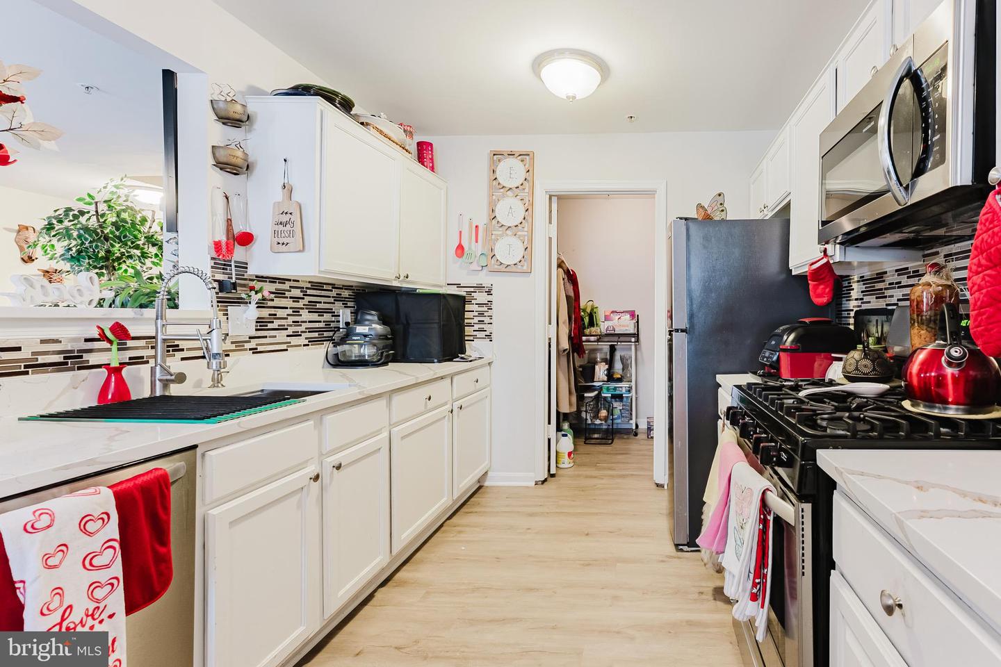 7985 COACHCREST CT, MANASSAS, Virginia 20109, 3 Bedrooms Bedrooms, ,2 BathroomsBathrooms,Residential,For sale,7985 COACHCREST CT,VAPW2109476 MLS # VAPW2109476