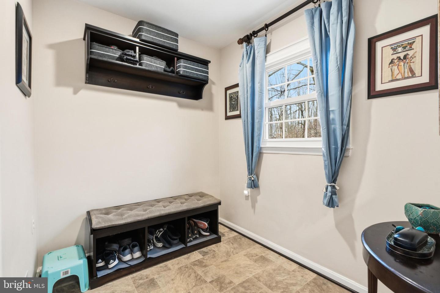 4464 BRITON CT, WOODBRIDGE, Virginia 22192, 5 Bedrooms Bedrooms, ,3 BathroomsBathrooms,Residential,For sale,4464 BRITON CT,VAPW2110326 MLS # VAPW2110326