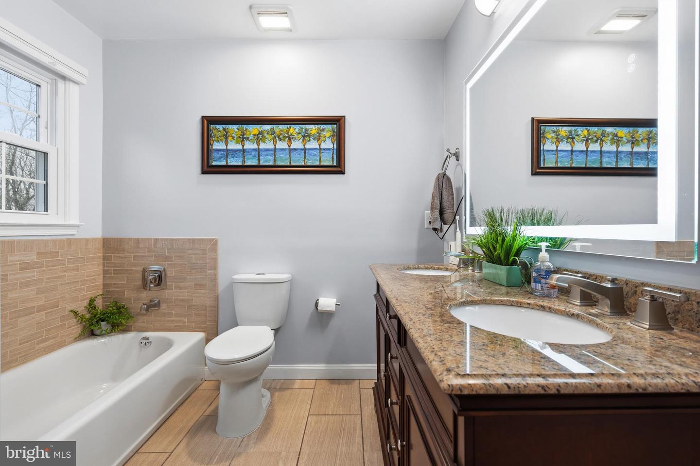 4464 BRITON CT, WOODBRIDGE, Virginia 22192, 5 Bedrooms Bedrooms, ,3 BathroomsBathrooms,Residential,For sale,4464 BRITON CT,VAPW2110326 MLS # VAPW2110326