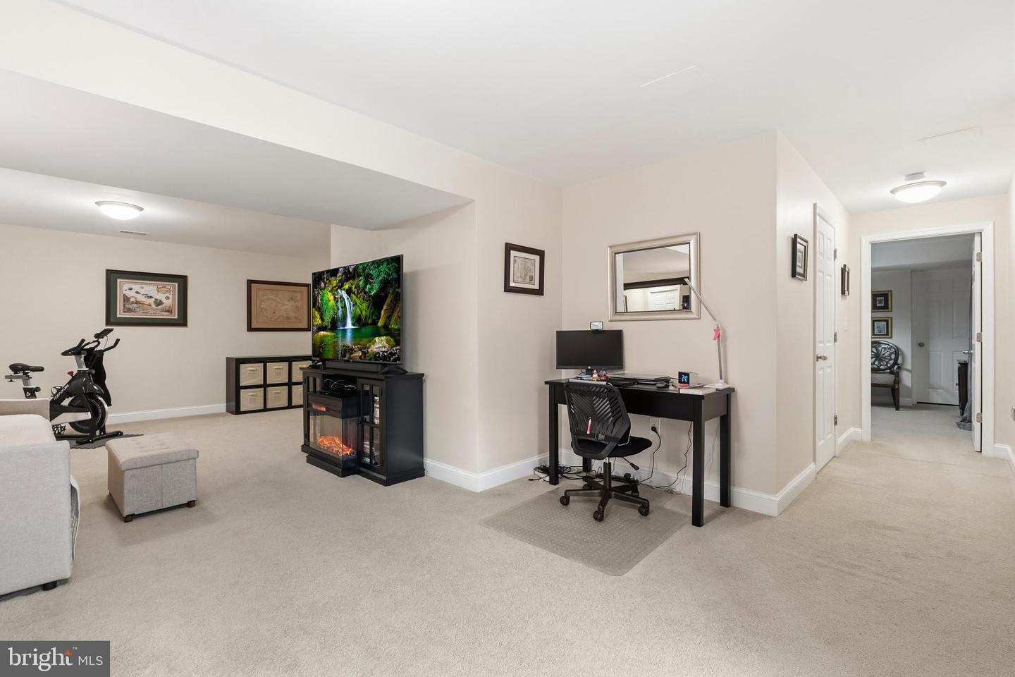 4464 BRITON CT, WOODBRIDGE, Virginia 22192, 5 Bedrooms Bedrooms, ,3 BathroomsBathrooms,Residential,For sale,4464 BRITON CT,VAPW2110326 MLS # VAPW2110326