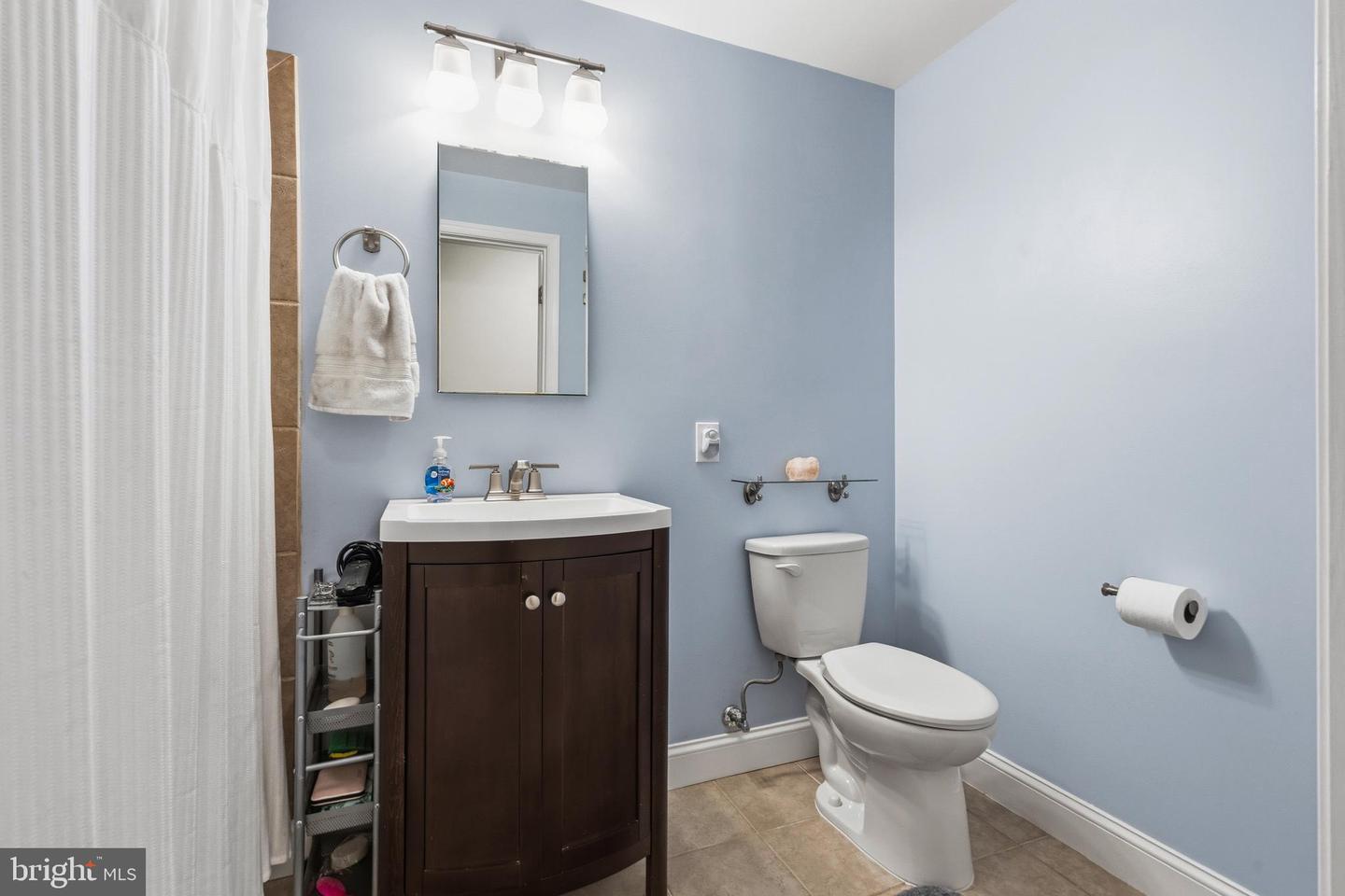 4464 BRITON CT, WOODBRIDGE, Virginia 22192, 5 Bedrooms Bedrooms, ,3 BathroomsBathrooms,Residential,For sale,4464 BRITON CT,VAPW2110326 MLS # VAPW2110326