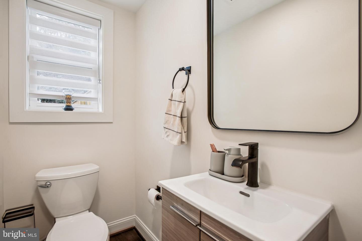 739 KENNEDY ST NE, WASHINGTON, District Of Columbia 20011, 4 Bedrooms Bedrooms, ,2 BathroomsBathrooms,Residential,For sale,739 KENNEDY ST NE,DCDC2240886 MLS # DCDC2240886