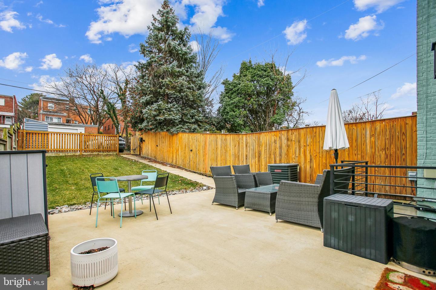 739 KENNEDY ST NE, WASHINGTON, District Of Columbia 20011, 4 Bedrooms Bedrooms, ,2 BathroomsBathrooms,Residential,For sale,739 KENNEDY ST NE,DCDC2240886 MLS # DCDC2240886