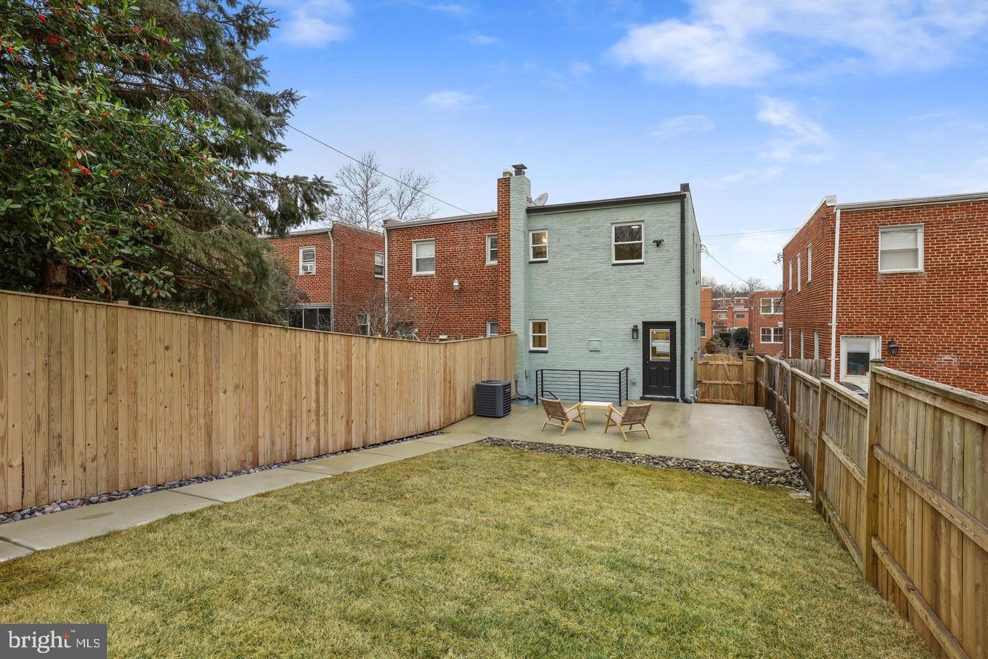 739 KENNEDY ST NE, WASHINGTON, District Of Columbia 20011, 4 Bedrooms Bedrooms, ,2 BathroomsBathrooms,Residential,For sale,739 KENNEDY ST NE,DCDC2240886 MLS # DCDC2240886